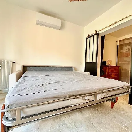 Apartmán Agreable 2 Pieces Renove Centre De *
