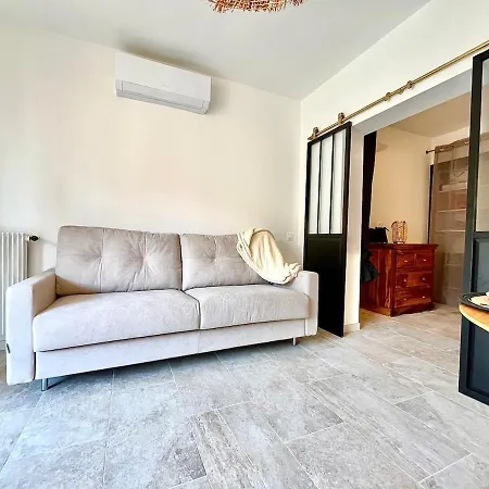 Agreable 2 Pieces Renove Centre De *
