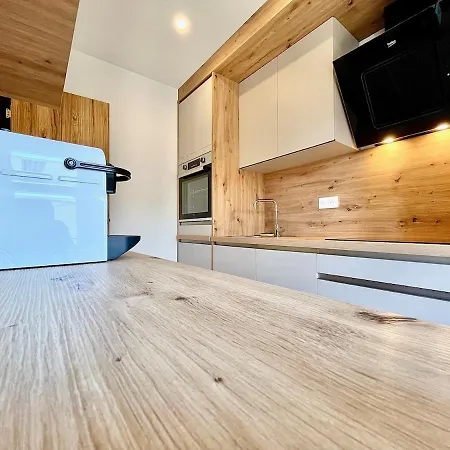 Agreable 2 Pieces Renove Centre De *