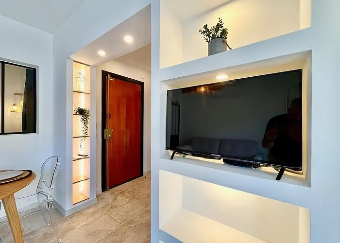 Agreable 2 Pieces Renove Centre De Διαμέρισμα Μεντόν